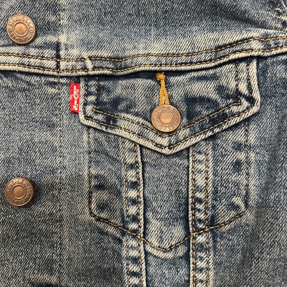 Levi’s Original Denim Trucker Jacket - Picture 3 of 6